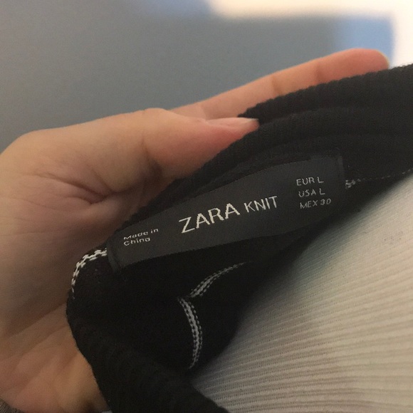 Zara black and white stripped turtleneck - Picture 3 of 4